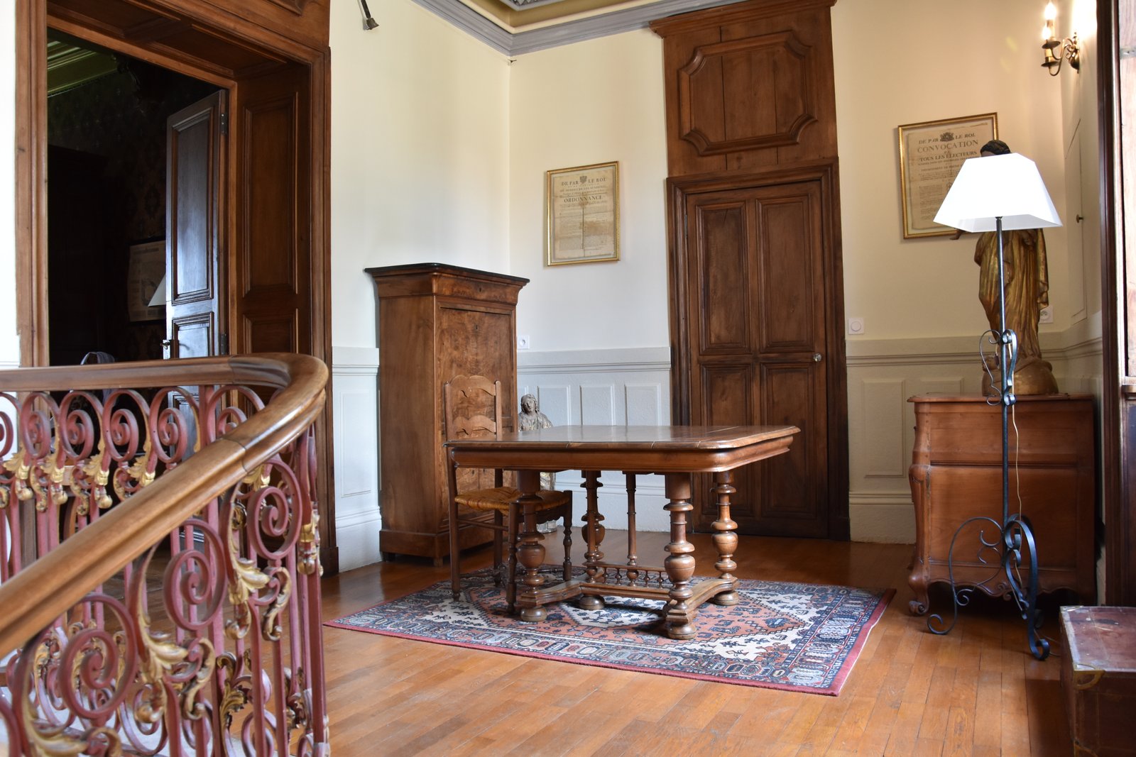 Vue intérieure du Château de Chambost