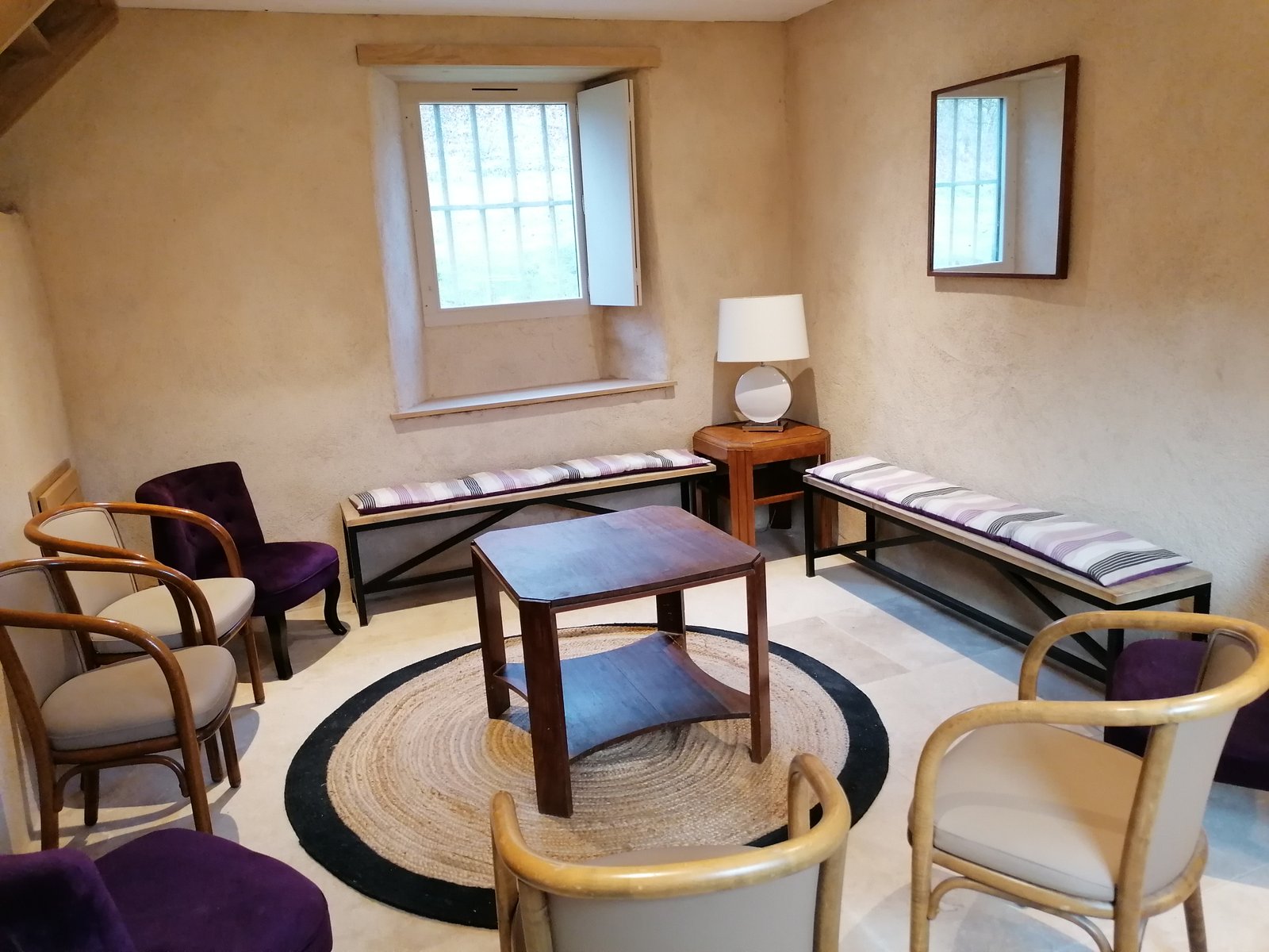 Le Gîte des Fayettes, le petit salon (rez-de-chaussée)