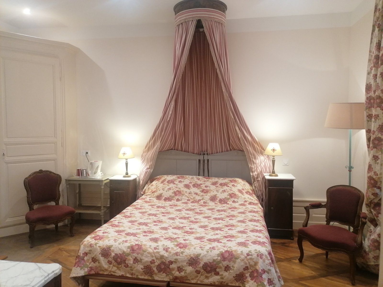 La Petite Suite, chambre familiale avec vue sur le parc